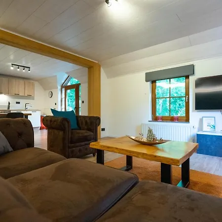 Bills Lodge, Le Plaisir De La Riviere A 2 Minutes Du Centre! Apartament *