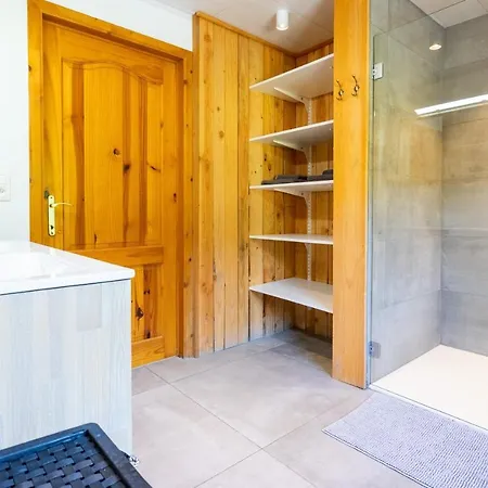 Apartament Bills Lodge, Le Plaisir De La Riviere A 2 Minutes Du Centre!