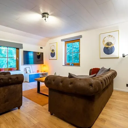 Bills Lodge, Le Plaisir De La Riviere A 2 Minutes Du Centre! * La-Roche-en-Ardenne