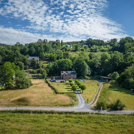 Bills Lodge, Le Plaisir De La Riviere A 2 Minutes Du Centre! Apartmán La-Roche-en-Ardenne