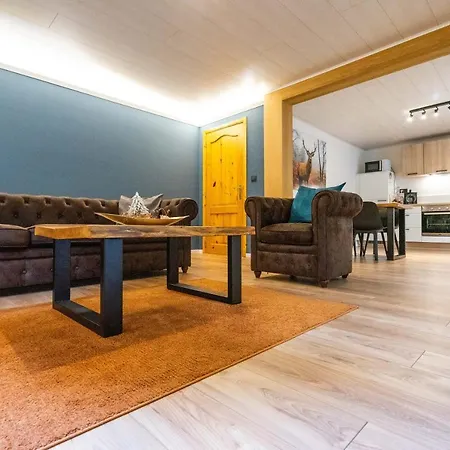 Bills Lodge, Le Plaisir De La Riviere A 2 Minutes Du Centre! Apartament La-Roche-en-Ardenne