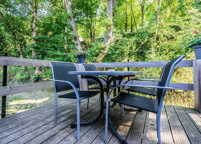 Bills Lodge, Le Plaisir De La Riviere A 2 Minutes Du Centre! * לה רושה - אן - ארדן