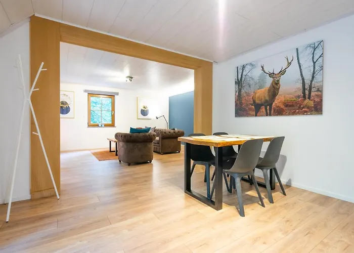 Bills Lodge, Le Plaisir De La Riviere A 2 Minutes Du Centre! * לה רושה - אן - ארדן